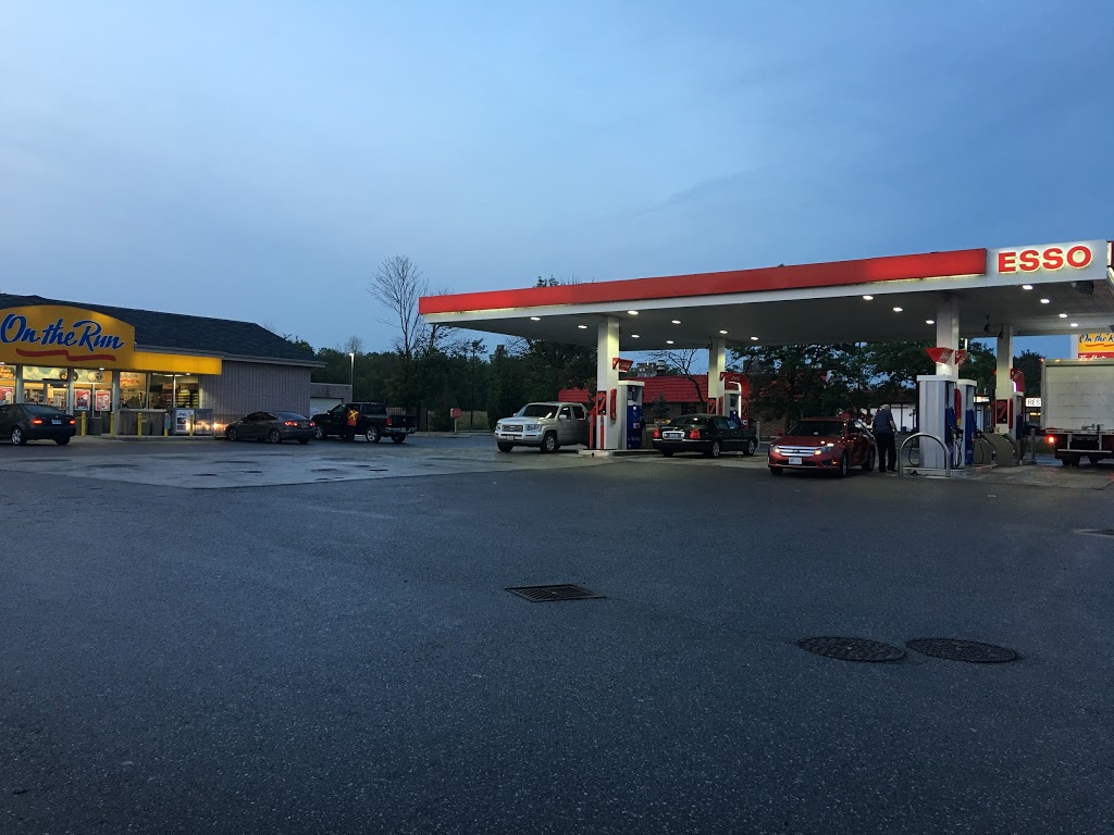 Esso | 10483 ON-7, Carleton Place, ON K7C 3P2, Canada | Phone: (613) 257-1728