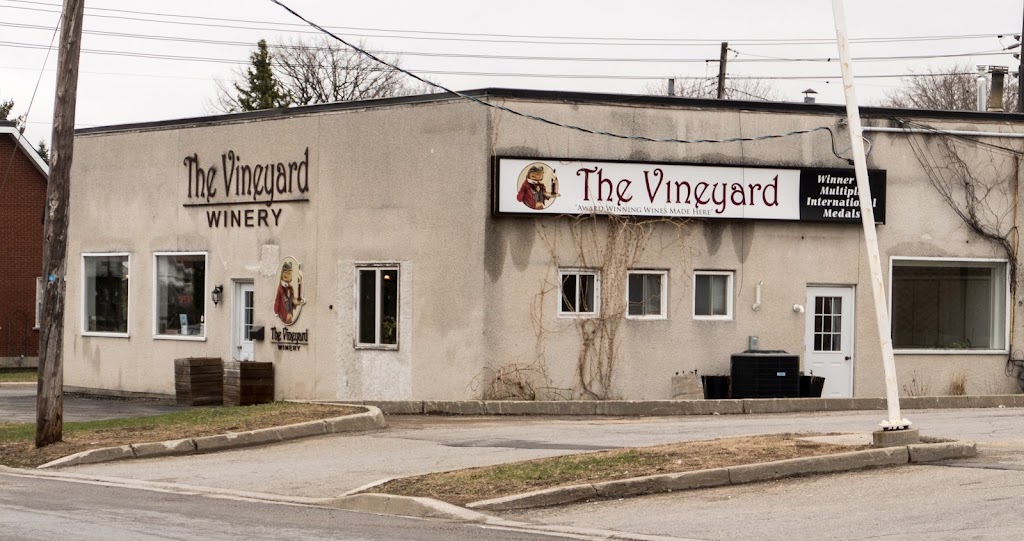 The Vineyard | 15 Broadview Ave E, Smiths Falls, ON K7A 4X3, Canada | Phone: (613) 284-0303