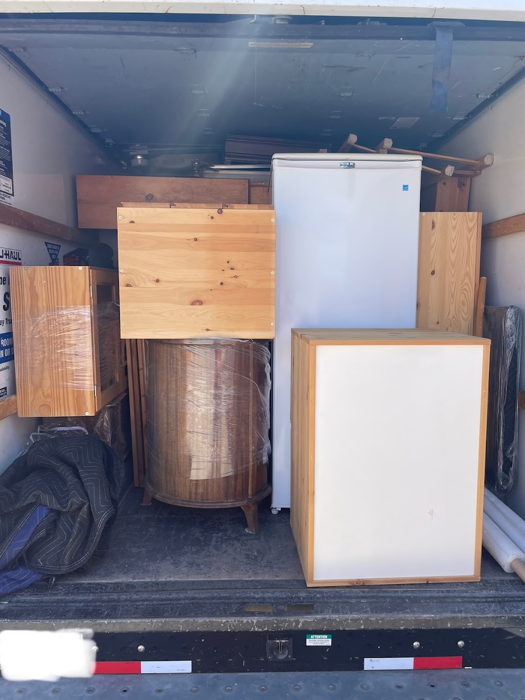 Nairi Moving | 135 Antibes Dr #1401, North York, ON M2R 2Z1, Canada | Phone: (416) 700-3270