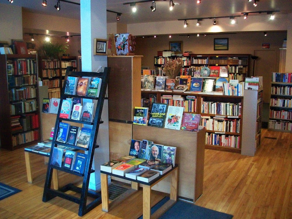 Écolivres | 216 Rue Principale, Granby, QC J2G 2V7, Canada | Phone: (450) 776-1360