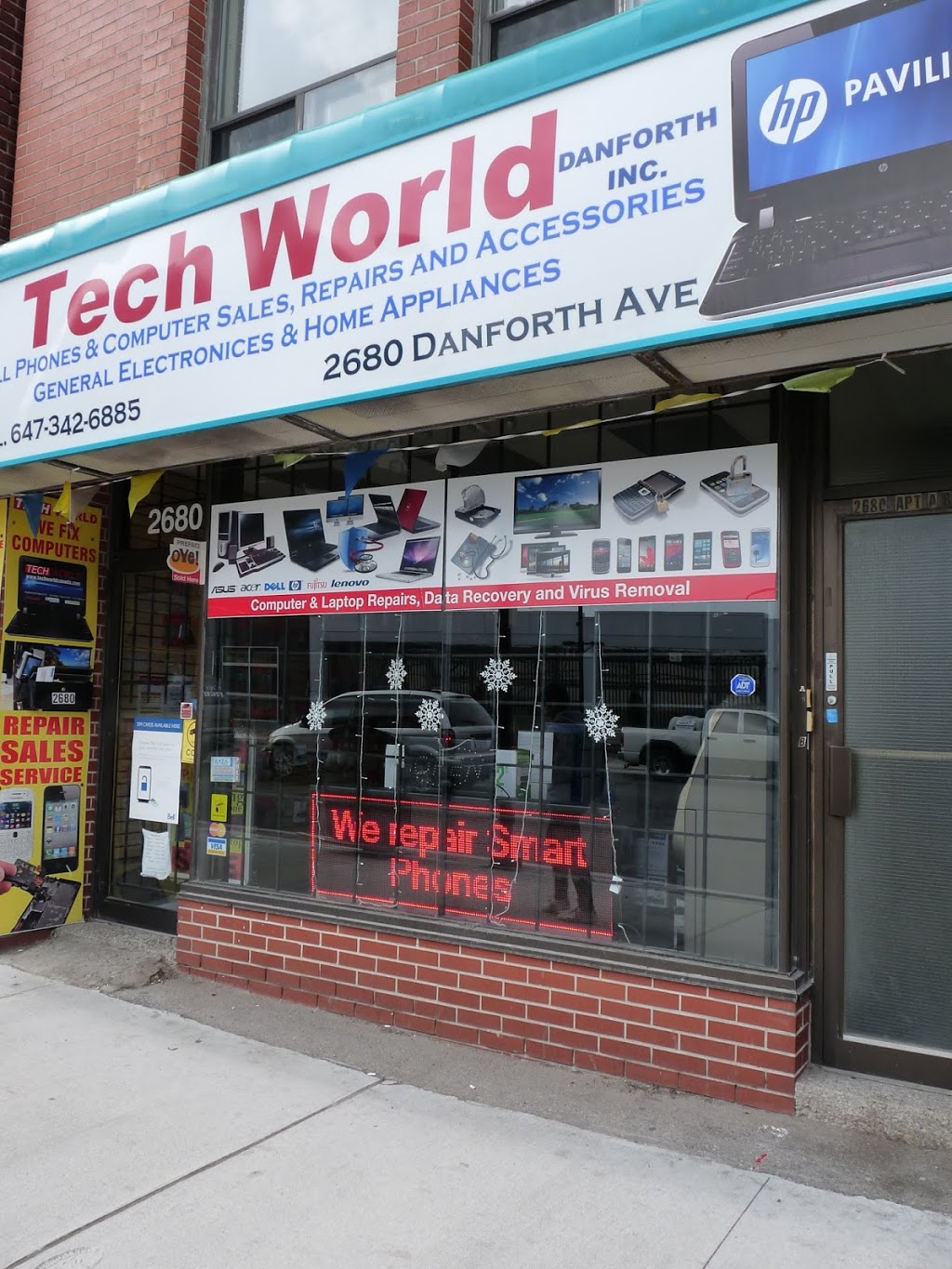 Tech World Danforth | 2680 Danforth Ave, Toronto, ON M4C 1L7, Canada | Phone: (647) 342-6885