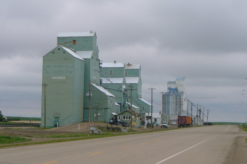 Viterra | Warner elevator row, Warner, AB T0K 2L0, Canada | Phone: (403) 320-7331