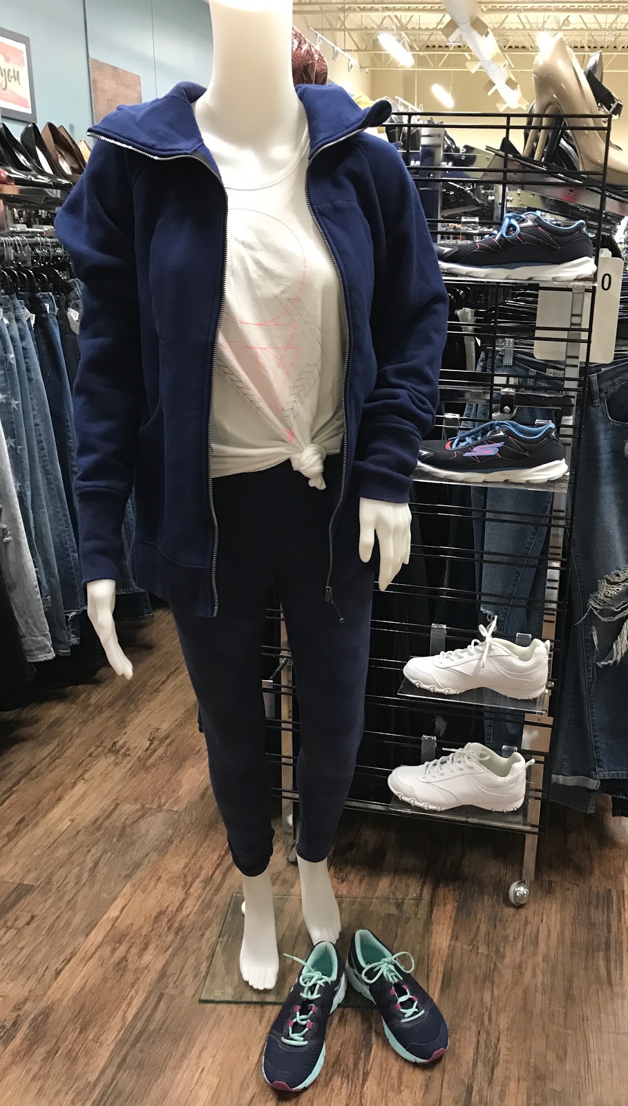 Style Encore Burlington | 2080 Appleby Line Millcroft Shopping Centre, close to Shoppers Drug Mart, Burlington, ON L7L 6M6, Canada | Phone: (289) 245-1411