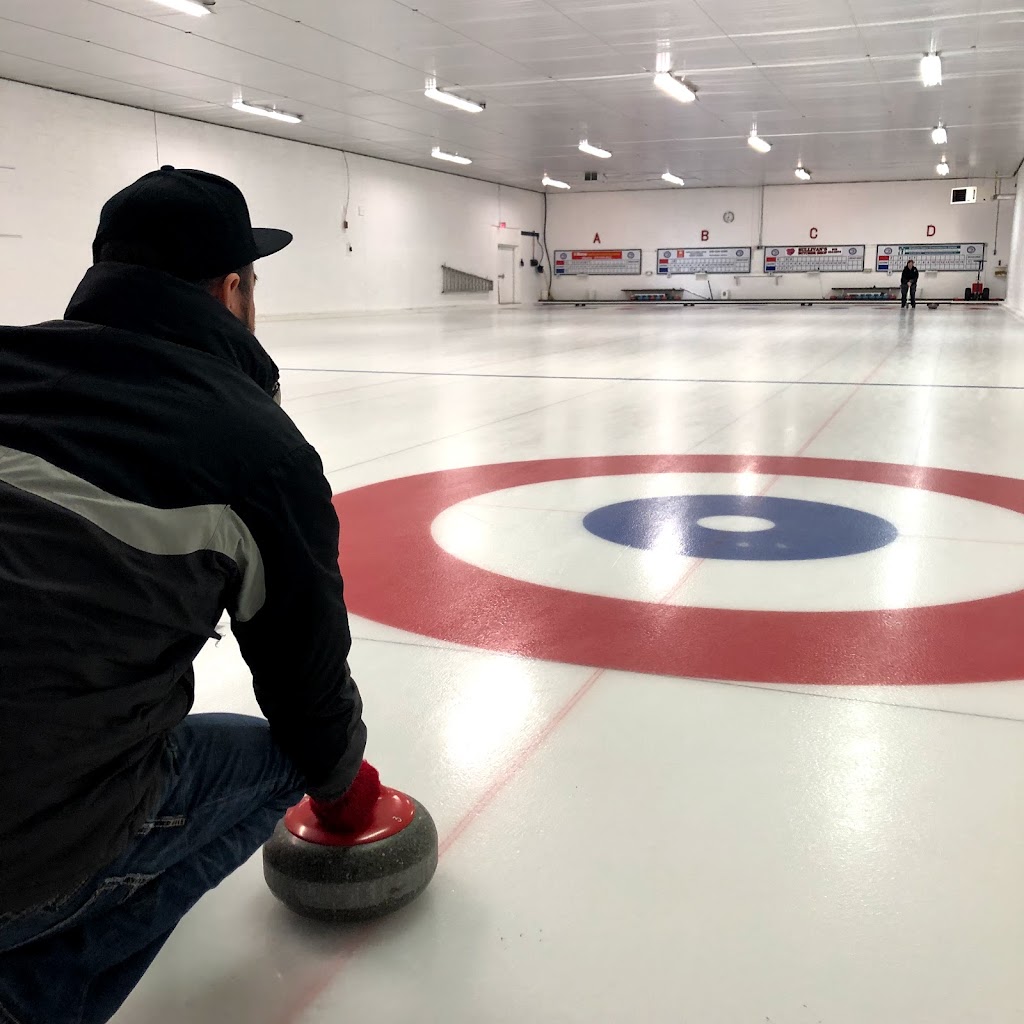 Wiarton & District Curling Club | 563 George St, Wiarton, ON N0H 2T0, Canada | Phone: (519) 534-0171