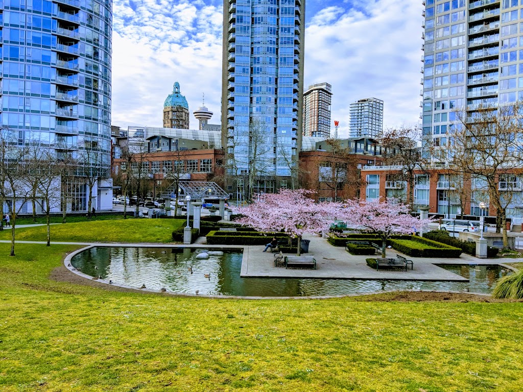 Andy Livingstone Park | 89 Expo Blvd, Vancouver, BC V6B 6N5, Canada | Phone: (236) 833-4841