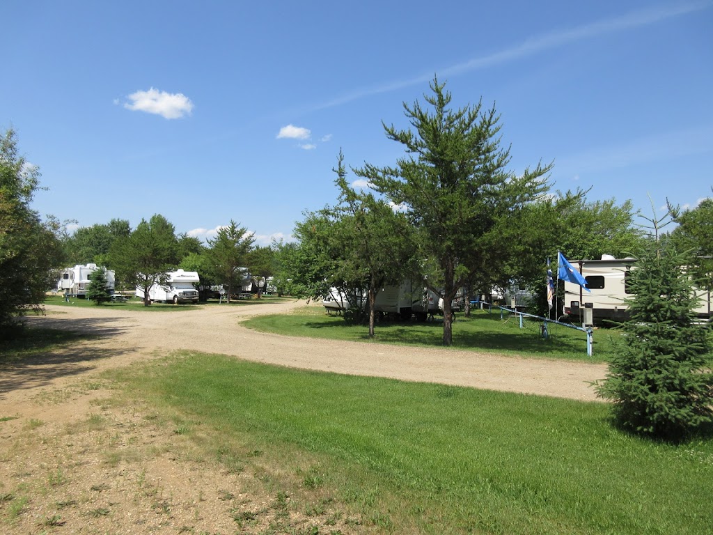 Blueberry Hill RV Park and Storage | Highway 813, Athabasca, AB T0G 0R0, Canada | Phone: (780) 675-3733