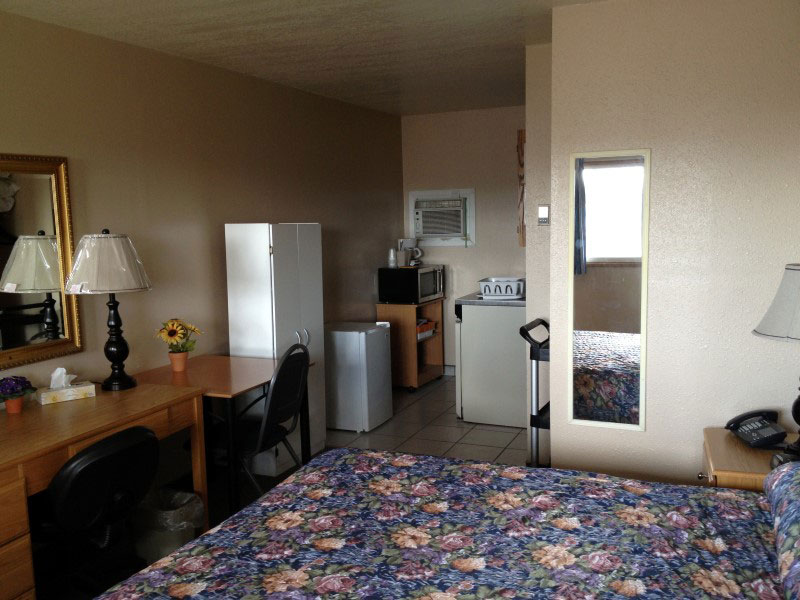 Grassland Motel | 4918 Main St, Grassland, AB T0A 1V0, Canada | Phone: (780) 525-3779