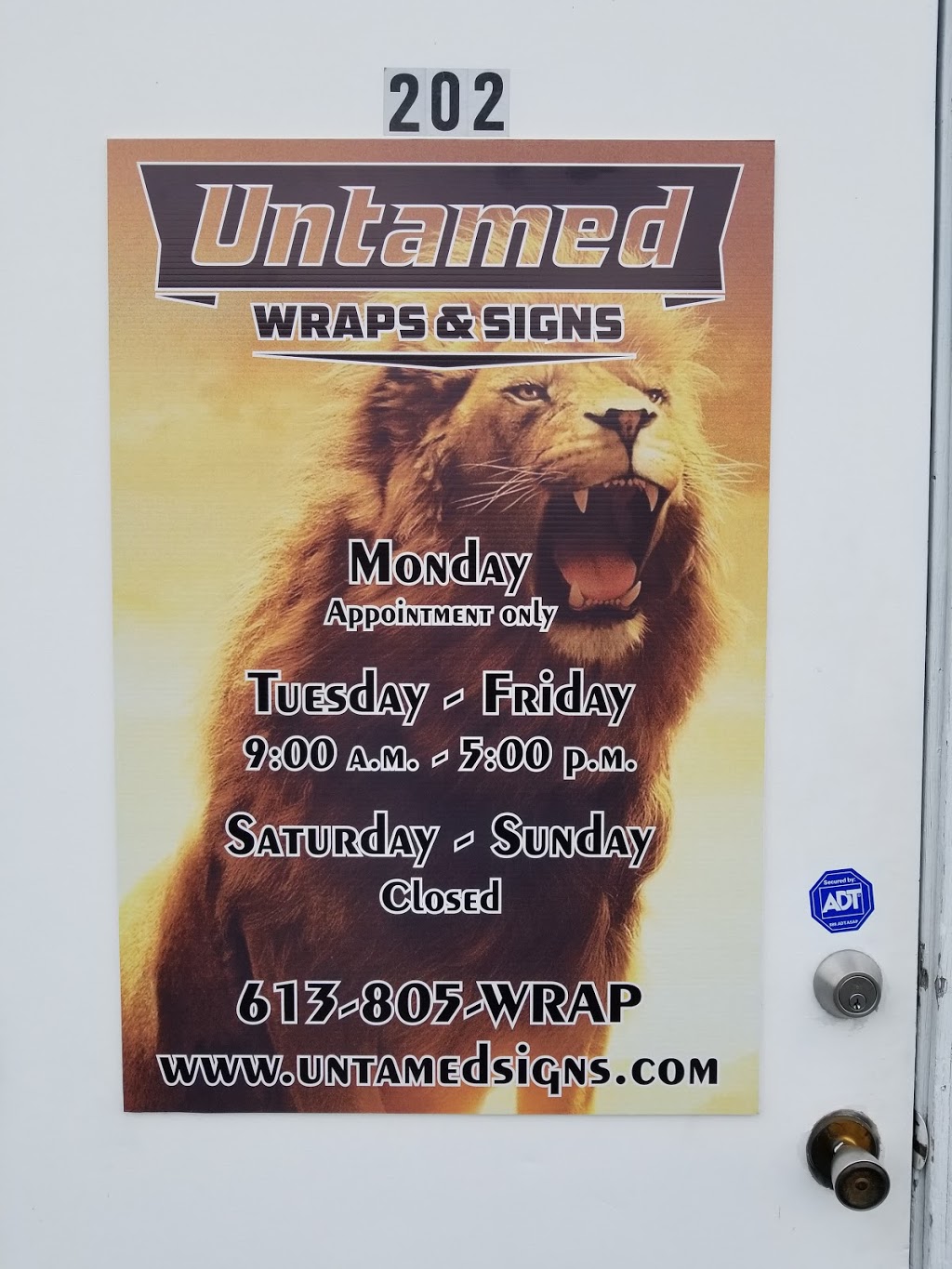 Untamed Wraps & Signs | 100 Industrial Ave, Carleton Place, ON K7C 3T2, Canada | Phone: (613) 805-9727