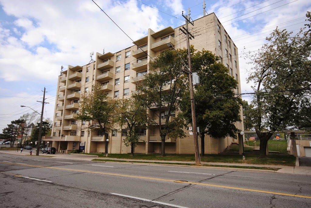 Wilshire West Apartments | 1165 Fennell Ave E, Hamilton, ON L8T 1S3, Canada | Phone: (905) 389-8044
