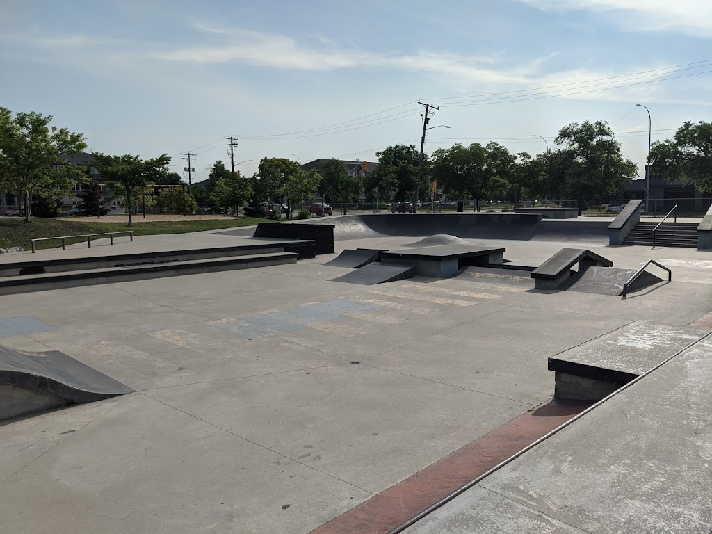 Red River Skatepark | 293 Murray Ave, Winnipeg, MB R2V 4H7, Canada | Phone: (877) 311-4974