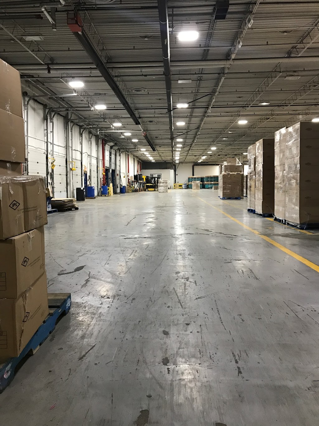 Ideal - Logistics Center | 150 Boulevard Montréal Toronto, Lachine, QC H8S 4L8, Canada | Phone: (514) 634-8886