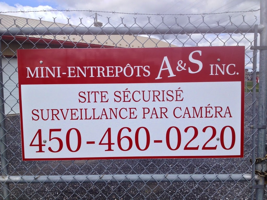 Mini-Entrepots A&S Inc | 712 QC-112, Saint-Césaire, QC J0L 1T0, Canada | Phone: (450) 460-0220