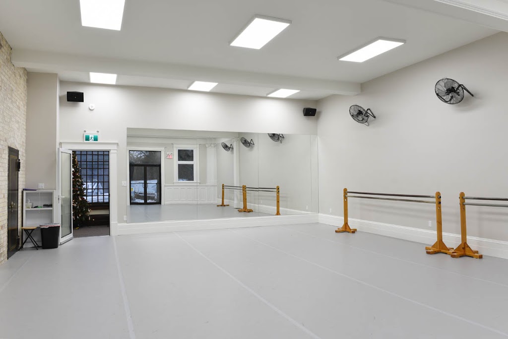 Oxford School Of Dance | 156 Victoria St, Ingersoll, ON N5C 2N1, Canada | Phone: (519) 425-1888