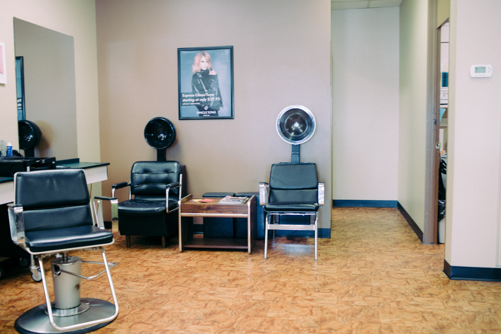 Singletons Hair Care | 40 Lakewood Blvd, Winnipeg, MB R2J 2M7, Canada | Phone: (204) 255-1733