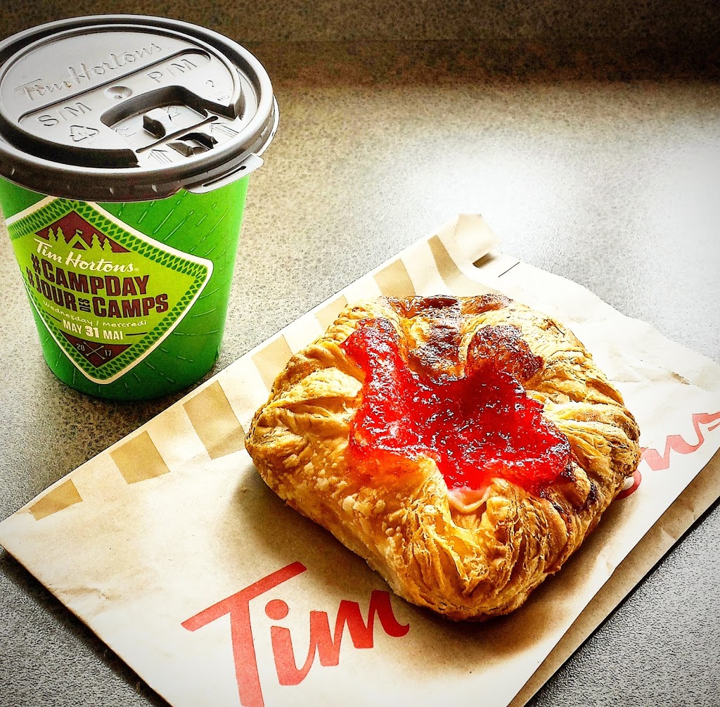 Tim Hortons | 1554 Main St W, Hamilton, ON L8S 1E5, Canada | Phone: (905) 529-5934