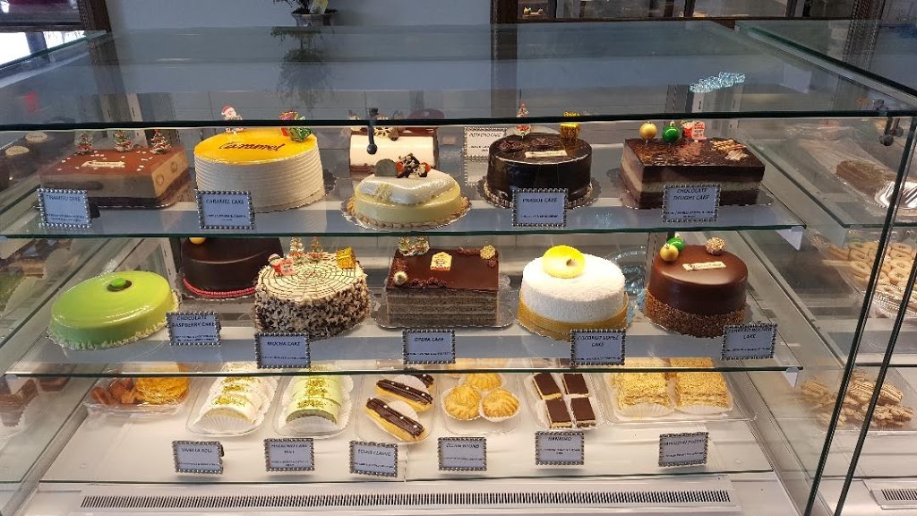 WOW Patisserie | 9301 Bathurst St #11b, Richmond Hill, ON L4C 9S2, Canada | Phone: (905) 237-2273