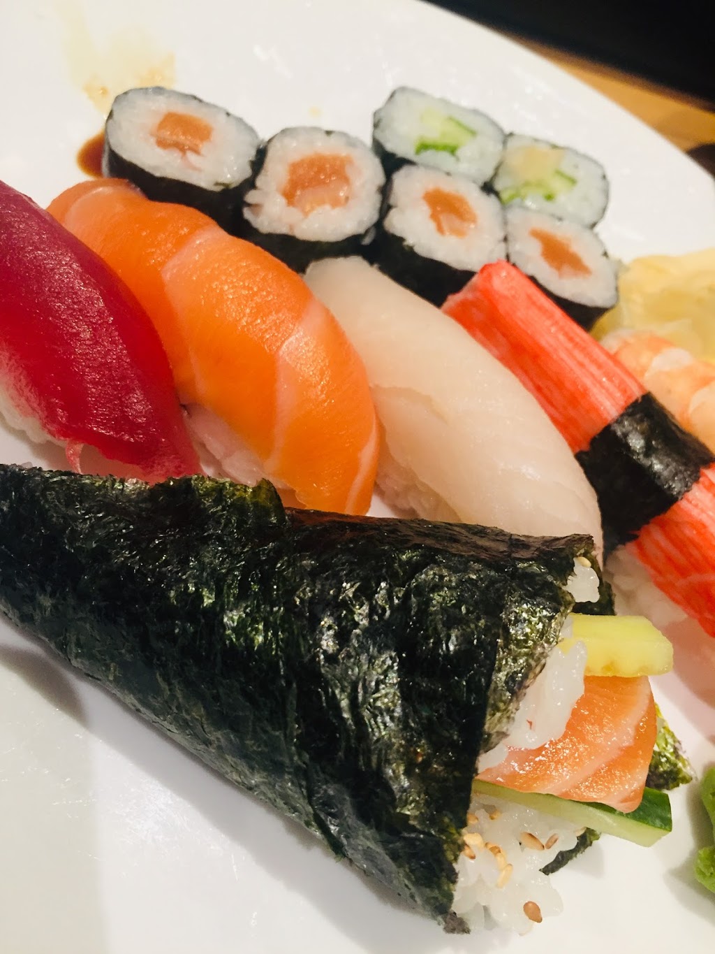 Ikki Sushi | 2253 Kingston Rd, Scarborough, ON M1N 1T8, Canada | Phone: (416) 264-3332