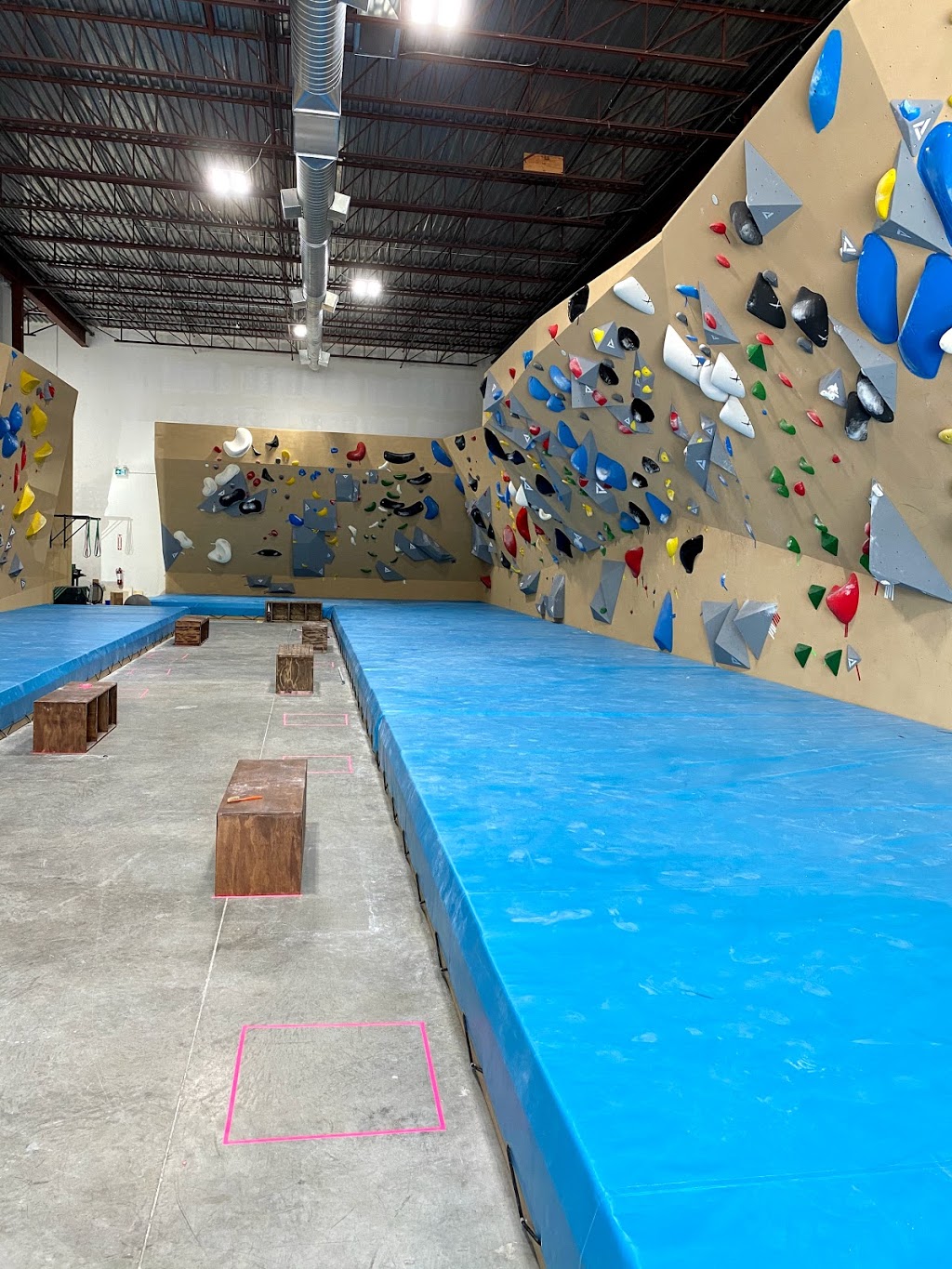 Boiler Room Climbing Gym | 40 Hanna Ct Unit 105, Belleville, ON K8P 5J2, Canada | Phone: (613) 967-8558