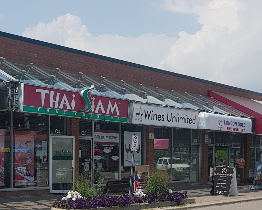 Thai Siam Thai Cuisine | 1011 Upper Middle Rd E C4, Oakville, ON L6H 4L1, Canada | Phone: (905) 845-3777