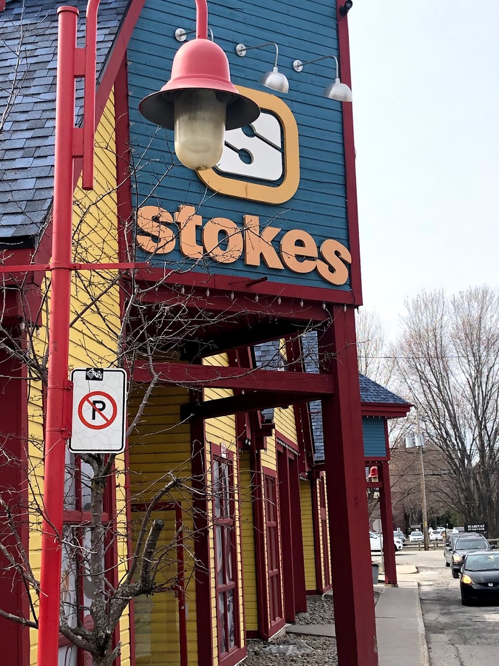 Stokes- Les Factories Tanger St Sauveur | 180 Chem. du Lac-Millette, Saint-Sauveur, QC J0R 1R6, Canada | Phone: (438) 792-9040