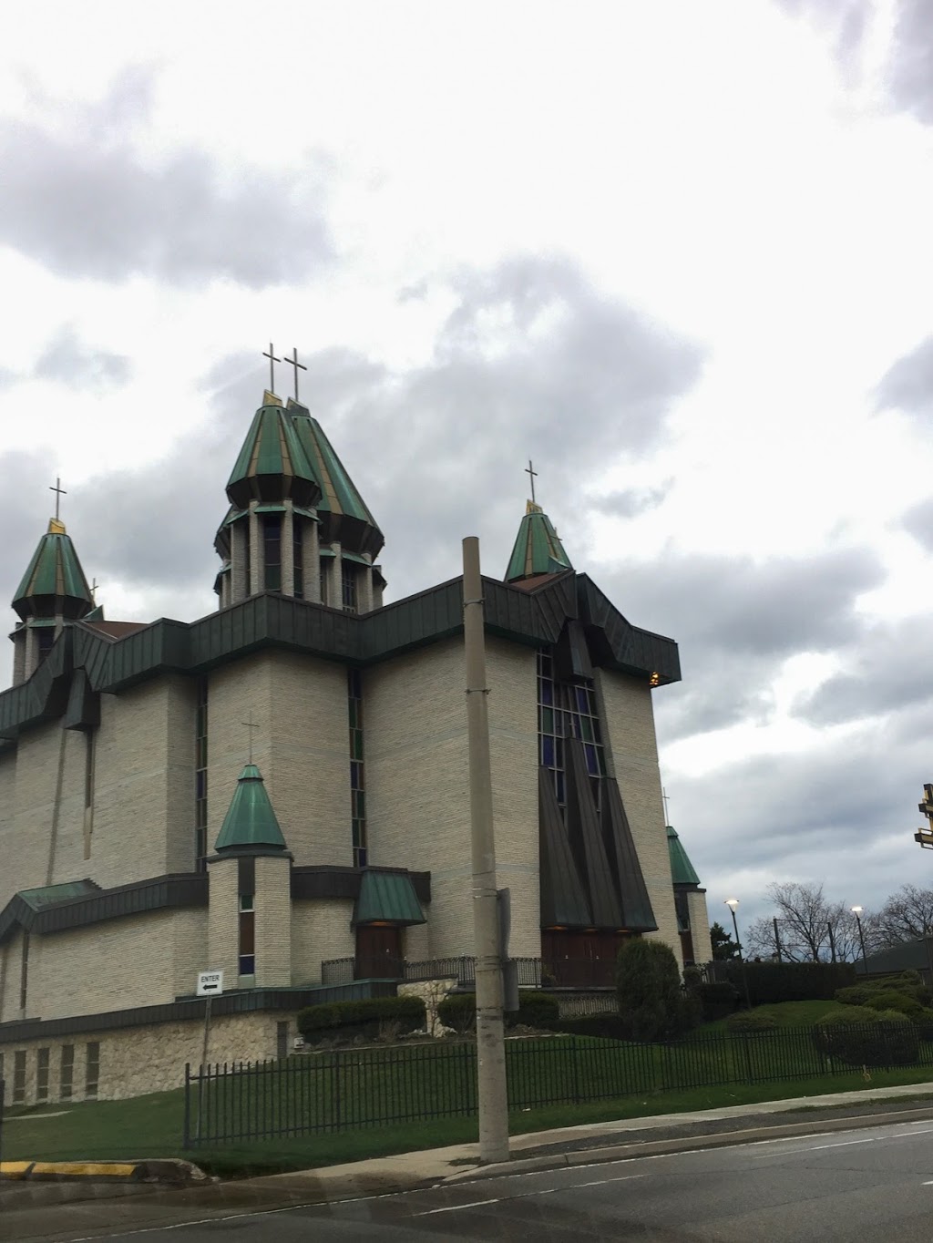 St. Marys Ukrainian Catholic Church | 3625 Cawthra Rd, Mississauga, ON L5A 2Y4, Canada | Phone: (905) 279-9387