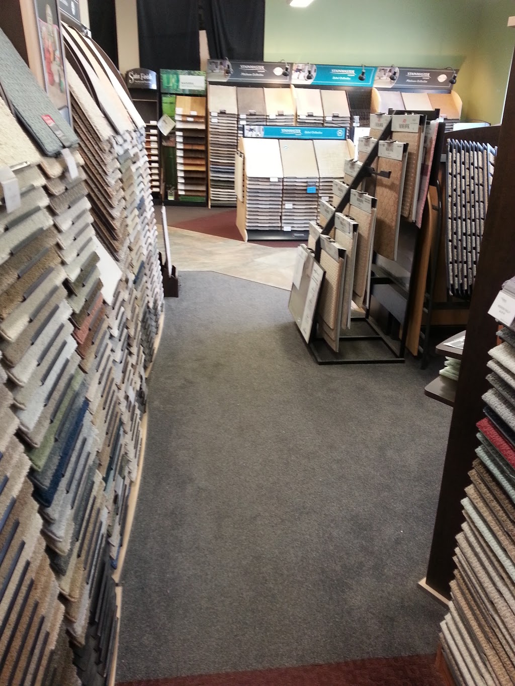 Floortrends | 223 King St E, Bowmanville, ON L1C 1P7, Canada | Phone: (905) 623-3400