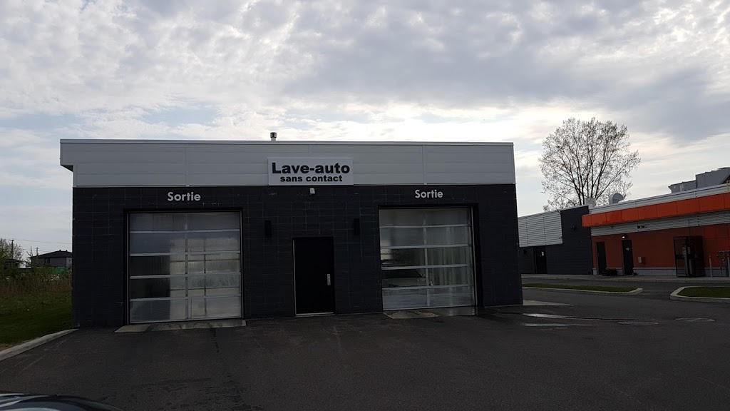 Petro-Canada | 7535 Boulevard Jean-XXIII, Trois-Rivières, QC G9A 5C9, Canada | Phone: (819) 840-9250