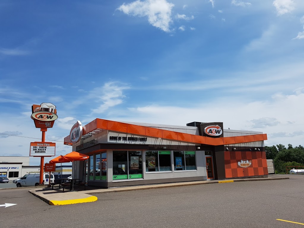 A&W Canada | 138 Robie St, Truro, NS B2N 1L1, Canada | Phone: (902) 843-3471