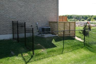 Sure Fence | 22 Algonquin Trail, Barrie, ON L4M 6B4, Canada | Phone: (705) 730-7997