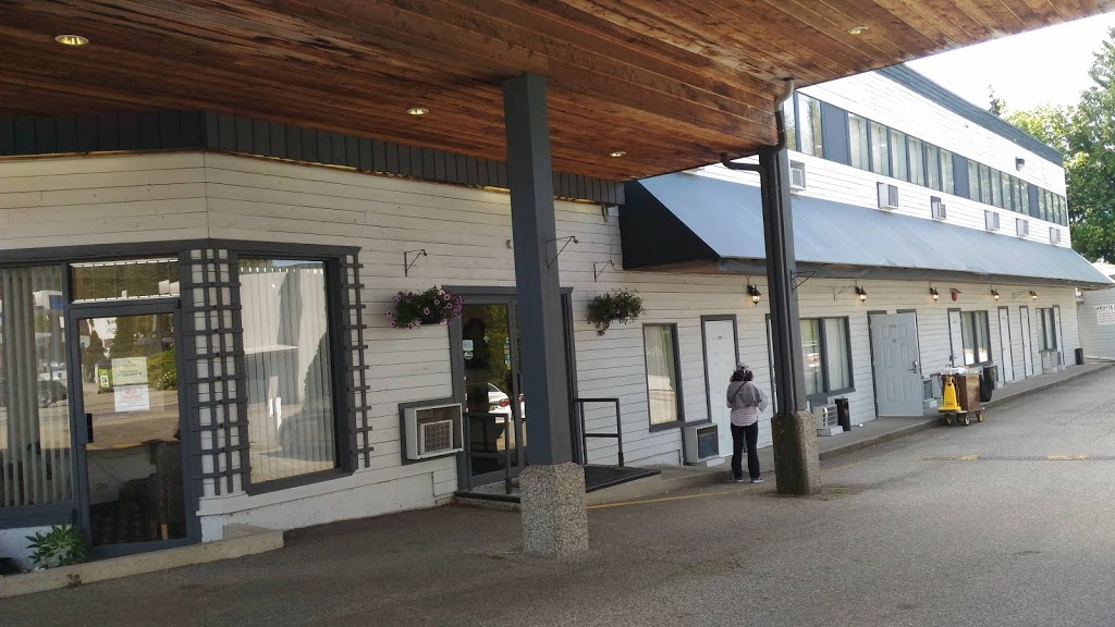 Cedars Inn Hotel & Convention Center | 895 Gibsons Way, Gibsons, BC V0N 1V8, Canada | Phone: (604) 886-3008