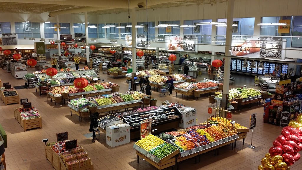 Loblaws | 200 Bullock Dr, Markham, ON L3P 1W2, Canada | Phone: (905) 294-4922