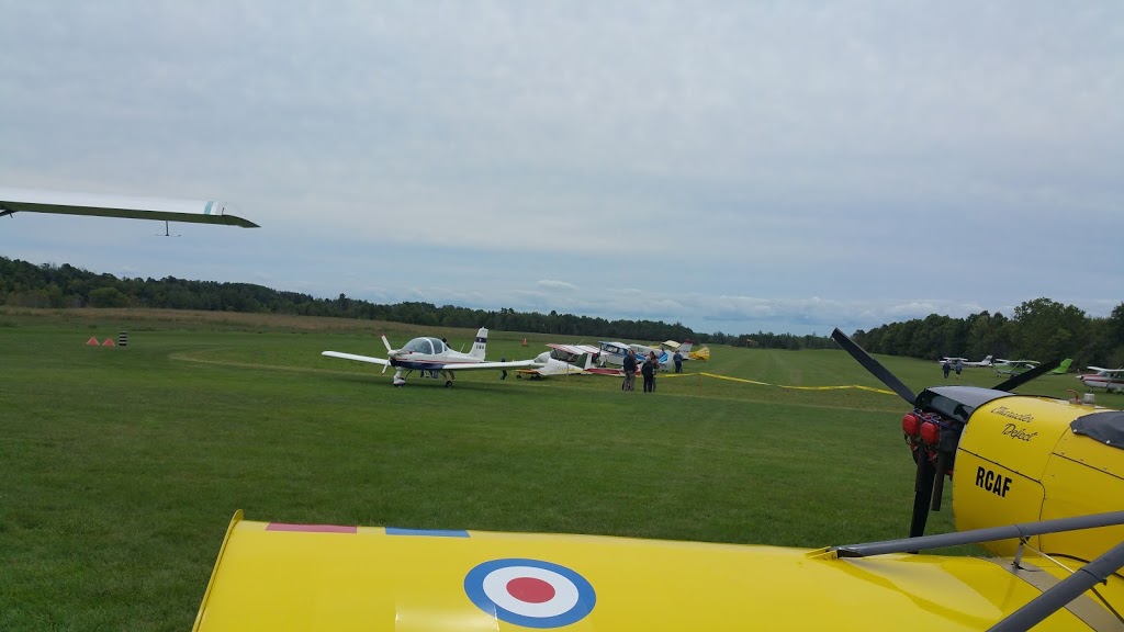 Wakefield Airstrip | Clarington, ON L0B, Canada