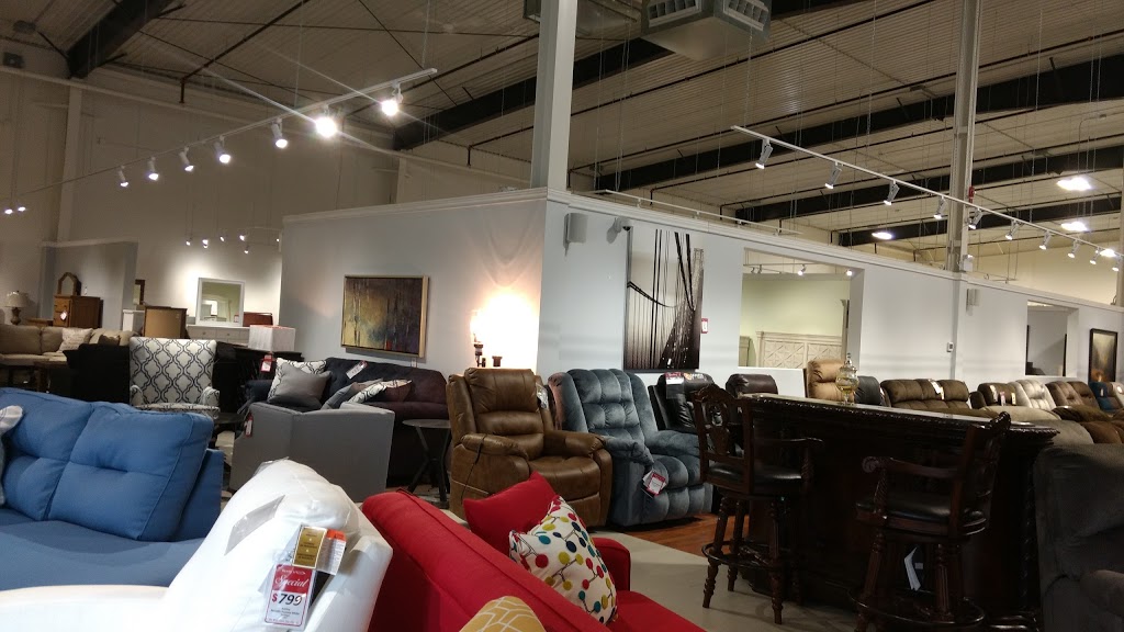 Berry’s Furniture | 238 Park Rd, Enfield, NS B2T 1A8, Canada | Phone: (902) 222-1228