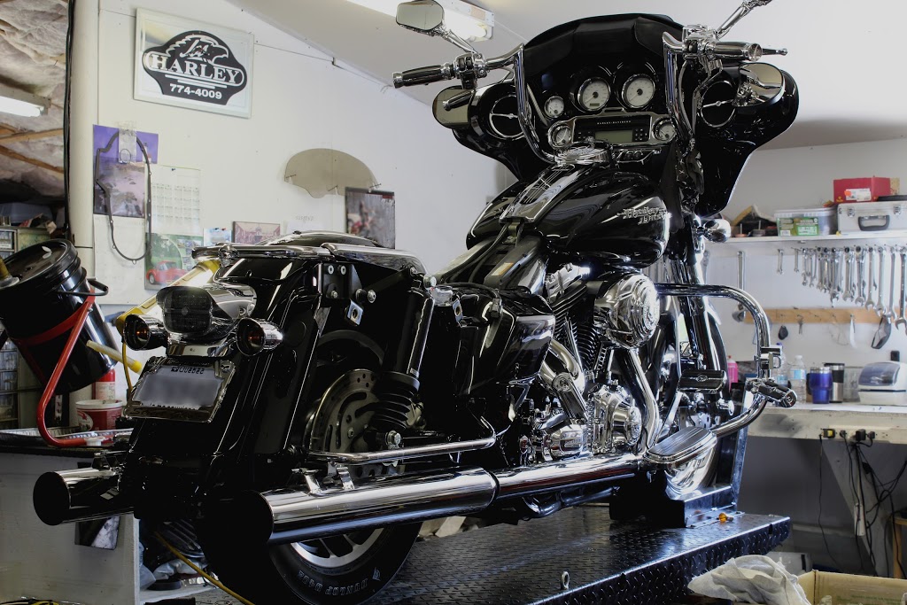 Jos Harley | 1322 Rue Principale, Saint-Dominique, QC J0H 1L0, Canada | Phone: (450) 768-7503