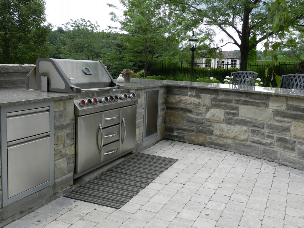 Dekortes Landscape Inc | 799 Balfour St, Fenwick, ON L0S 1C0, Canada | Phone: (905) 892-6908