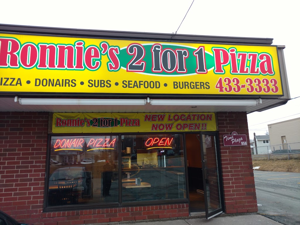 Ronnie’s Pizza | 121 Main St, Dartmouth, NS B2X 1R6, Canada | Phone: (902) 433-3333