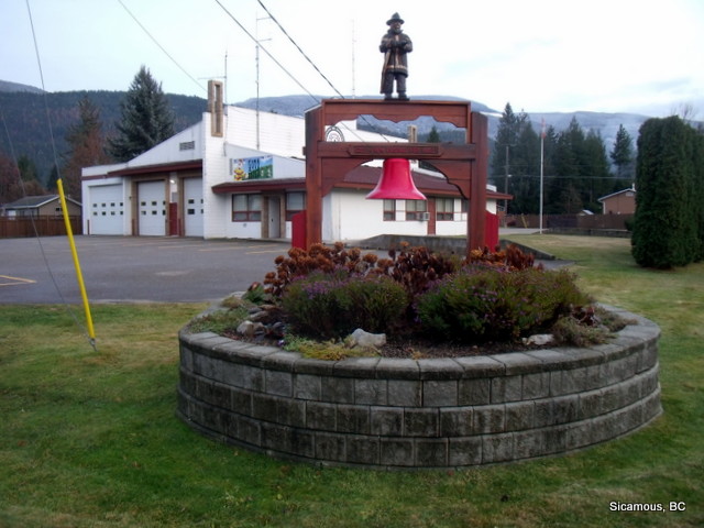 Sicamous Fire Dept | 701 Whitehead St, Sicamous, BC V0E 2V1, Canada | Phone: (250) 836-2271