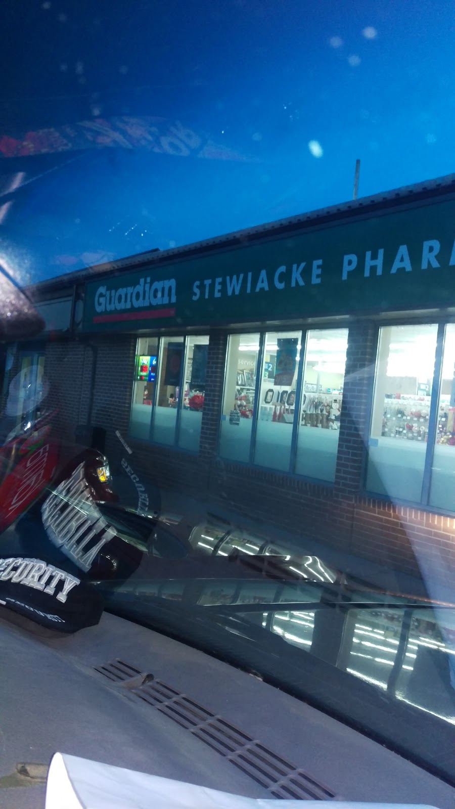 Guardian - Stewiacke Pharmacy | 49 Riverside Ave, Stewiacke, NS B0N 2J0, Canada | Phone: (902) 639-2987
