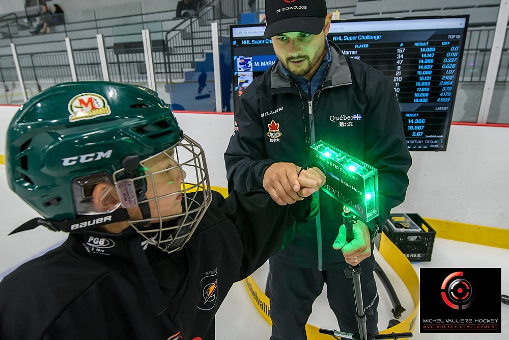 École de hockey Michel Vallière | Place Bell, 1950 Rue Claude-Gagné, Laval, QC H7N 0E4, Canada | Phone: (514) 794-7825