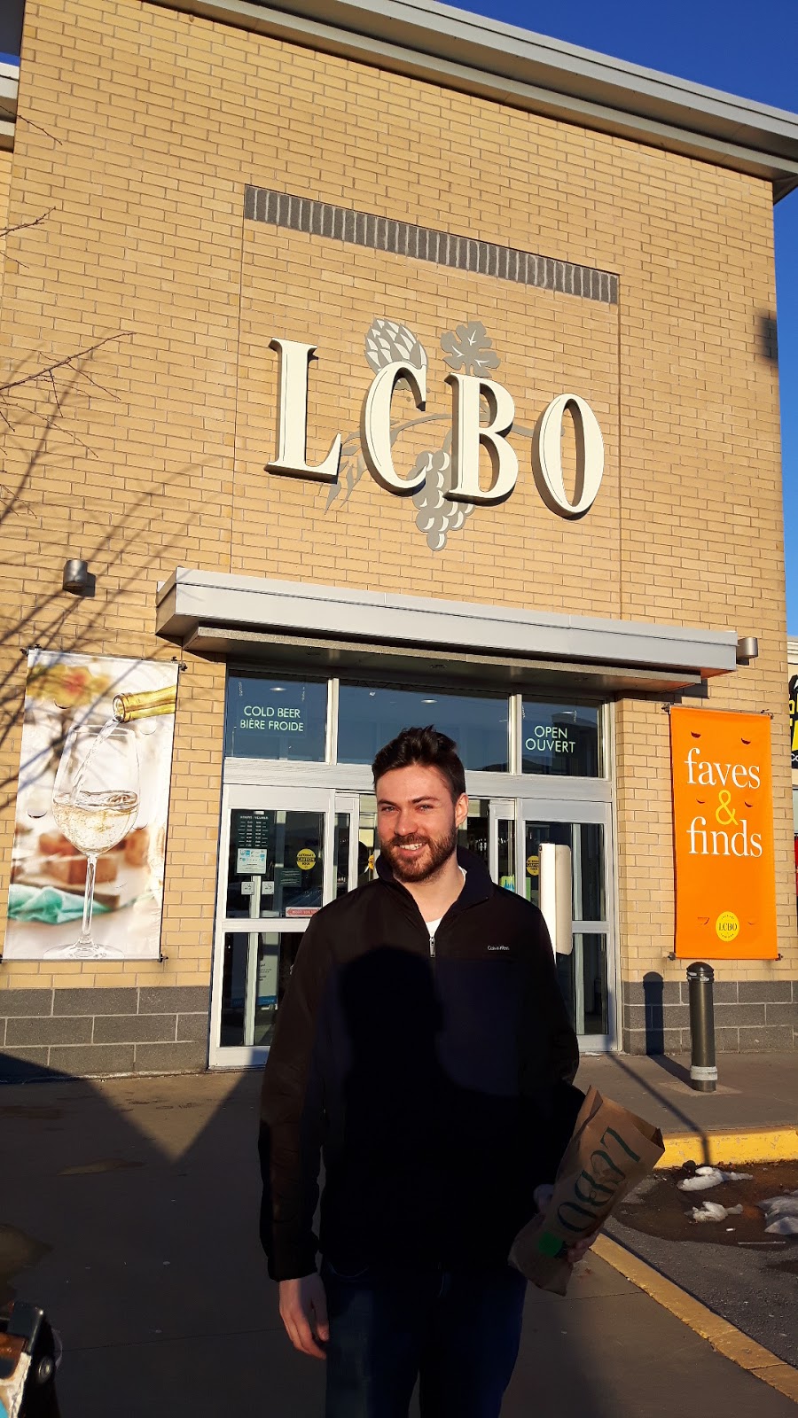 LCBO | 343 Glendale Ave, St. Catharines, ON L2T 0A1, Canada | Phone: (905) 641-1169