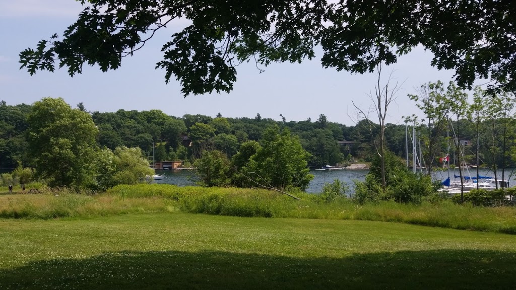 Arrowhead Beach Park | Kingston, ON K7K 5G2, Canada