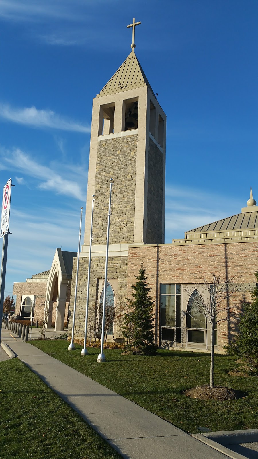 St. Josephs Church | 760 St David St N, Fergus, ON N1M 2K9, Canada | Phone: (519) 843-2006