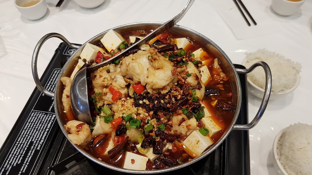 Chinese Dumpling House | 4040 Creditview Rd, Mississauga, ON L5C 3Y8, Canada | Phone: (905) 270-5988