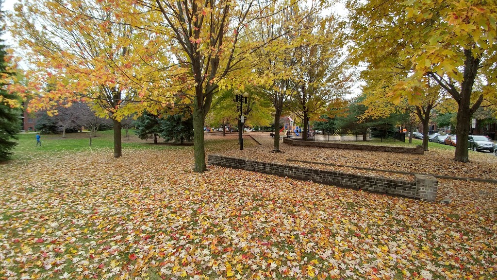 Parc Jean-et-Éva-Tremblay | Parc Jean-et-Éva-Tremblay, Rue Marius Dufresne, Montréal, QC H1X, Canada