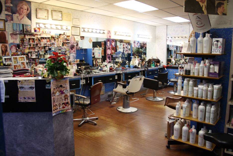 LuLu Hairstylist | 10579 76 Ave NW, Edmonton, AB T6E 1L4, Canada | Phone: (780) 439-9988