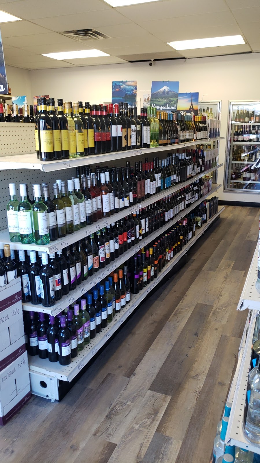 Cheers Liquor Store | 104 3 Ave SE Unit 7, High River, AB T1V 1G3, Canada | Phone: (403) 714-3897