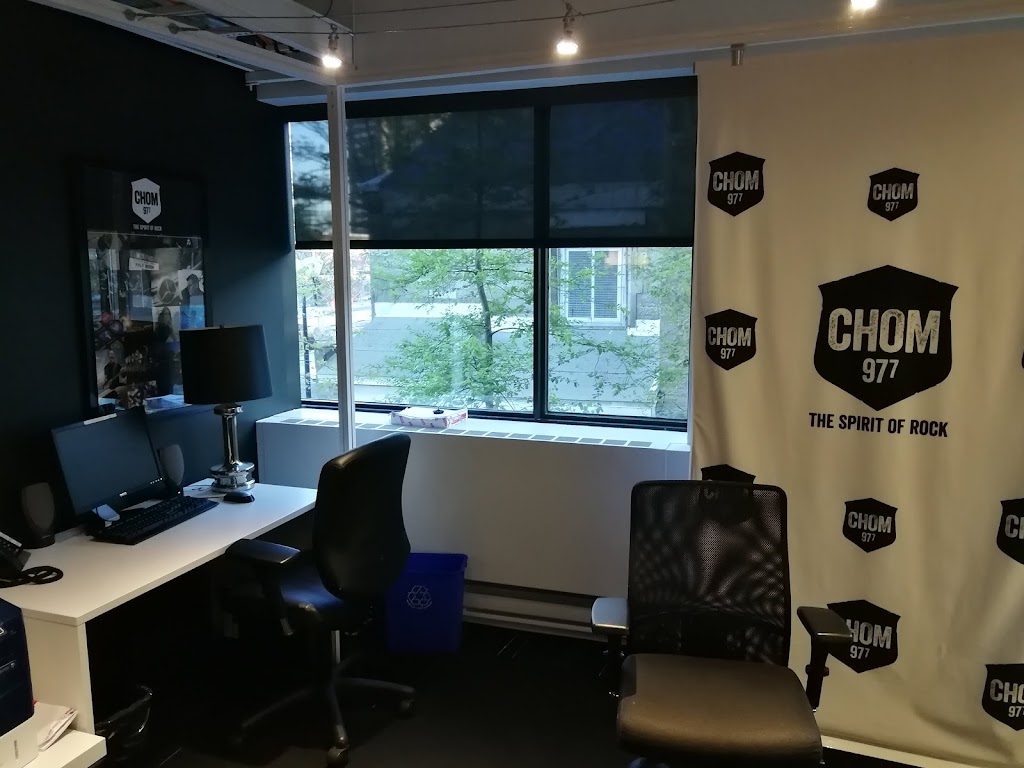 94.3 Énergie Montréal | 1717 Bd René-Lévesque E, Montréal, QC H2L 4T9, Canada | Phone: (514) 529-3200