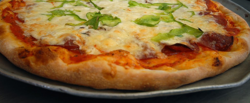 Jacques Cartier Pizza - La Prairie | 985 Boulevard des Prés-Verts, La Prairie, QC J5R 0R3, Canada | Phone: (450) 444-6666