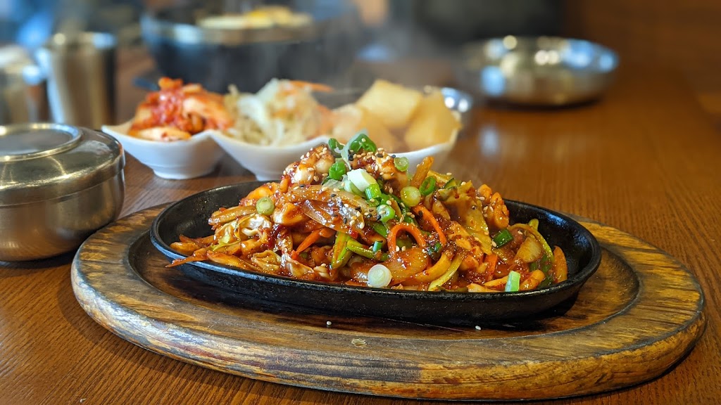 DAAN Korean Cuisine Restaurant | 9040 Blundell Rd #125, Richmond, BC V6Y 2N6, Canada | Phone: (604) 303-7076