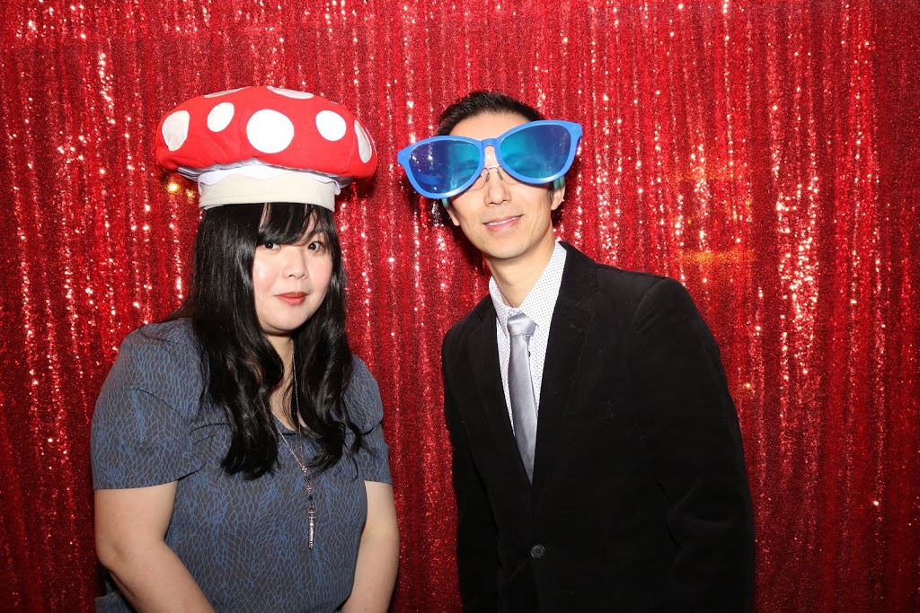 Event Booth Photo Booth | 30 Quarry Ridge Rd, Barrie, ON L4M 7G1, Canada | Phone: (705) 242-0225